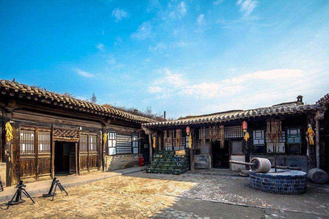 大脸适合戴什么样的帽子游戏画面